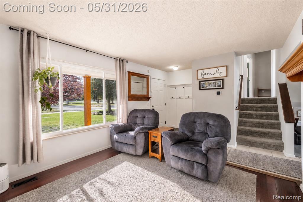 4102 Farner Street, Linden, MI 48451 — Photo 3