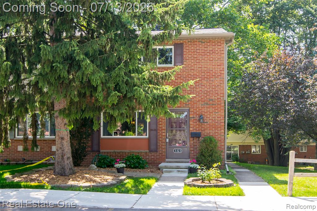 3323 Williamsburg Road, Ann Arbor, MI 48108