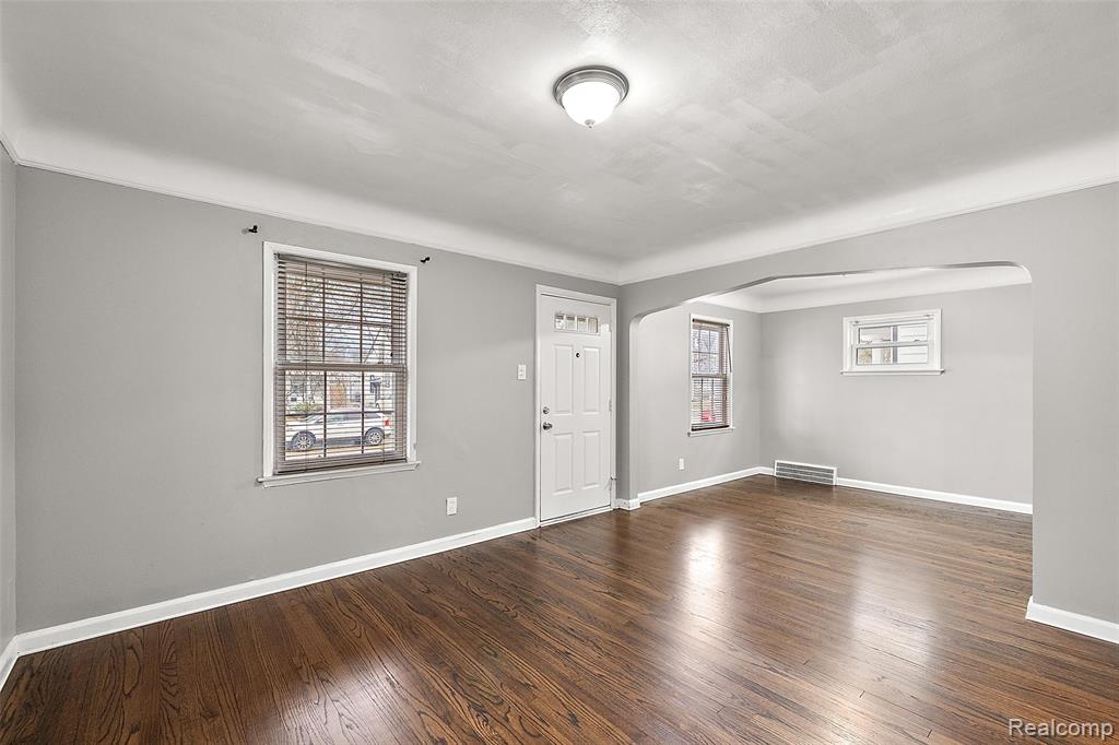 922 McLean Avenue, Royal Oak, MI 48067 — Photo 11
