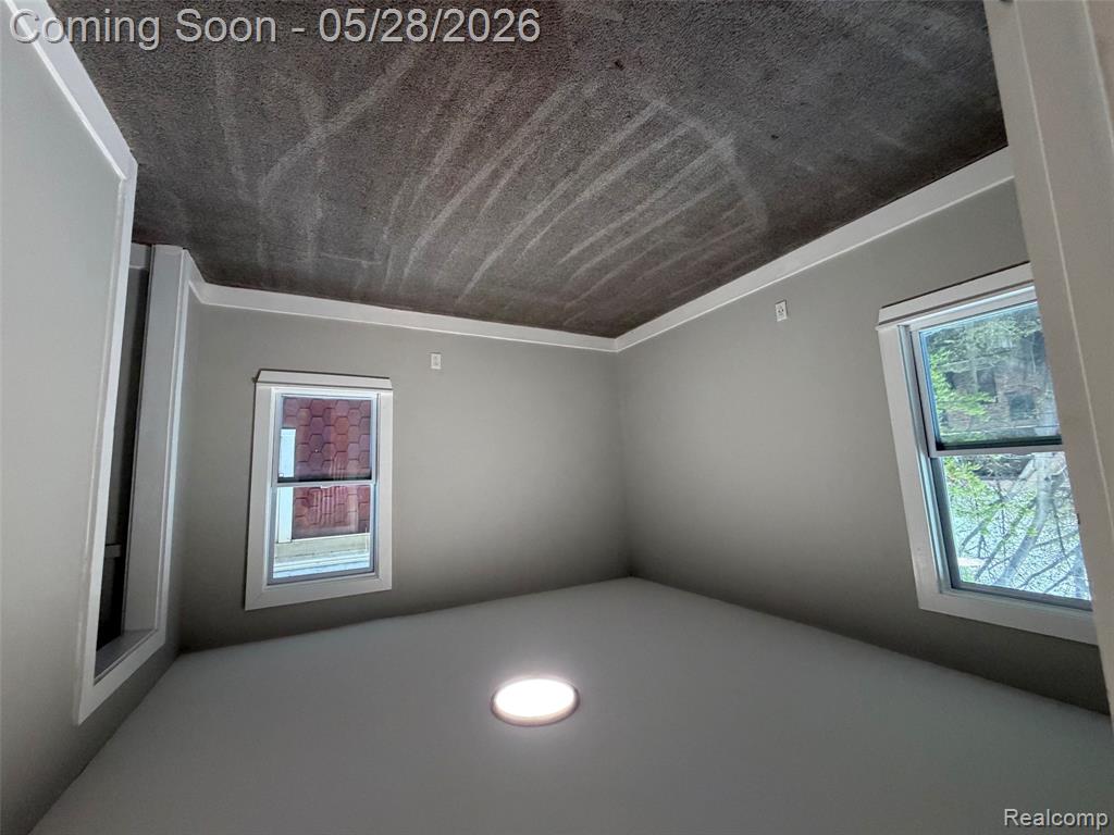 5814 Haverhill Street, Detroit, MI 48224 — Photo 8
