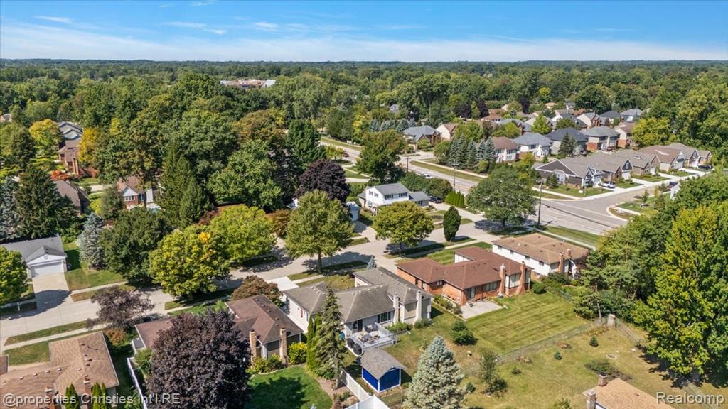 5970 Slate Drive, Troy, MI 48085 — Photo 45