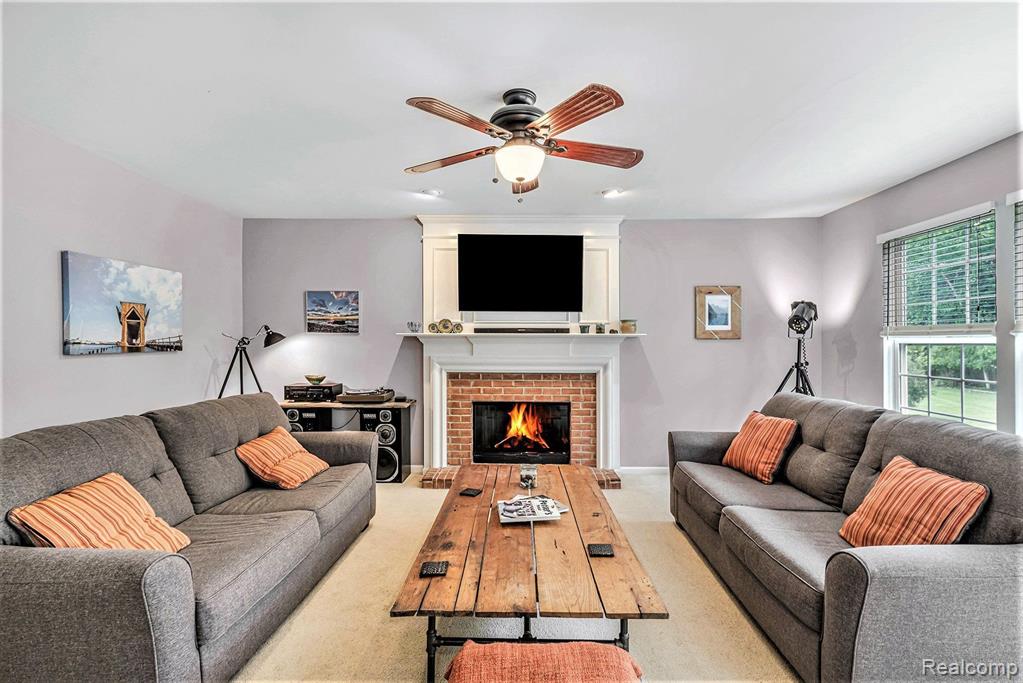 9164 Parkside Drive, Grand Blanc, MI 48439 — Photo 7
