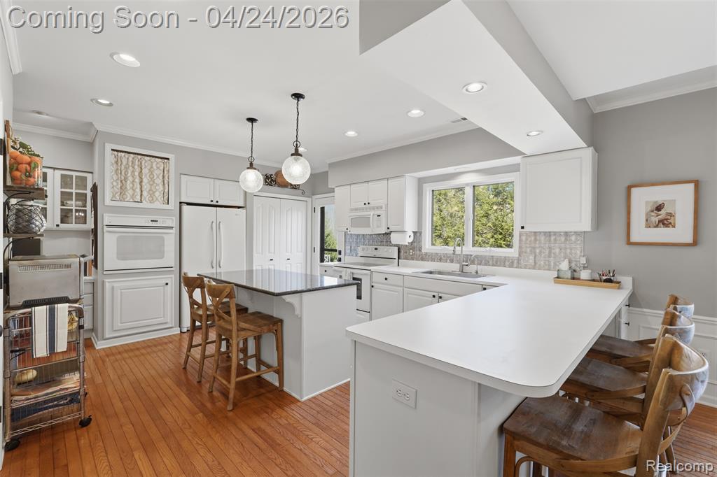 46790 W 11 Mile Road, Novi, MI — Photo 13