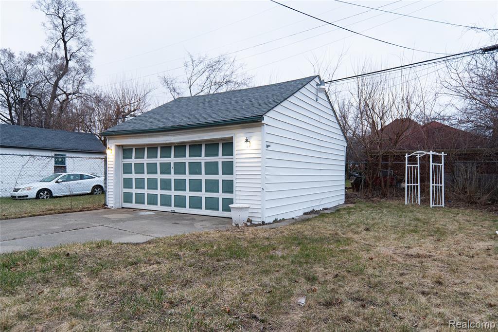 19330 Littlefield Street, Detroit, MI 48235 — Photo 24