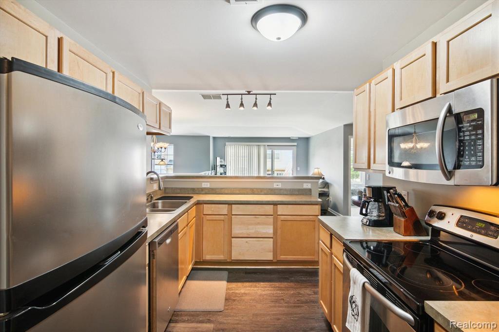 4062 HAMPTON RIDGE Boulevard, Howell, MI 48843 — Photo 18