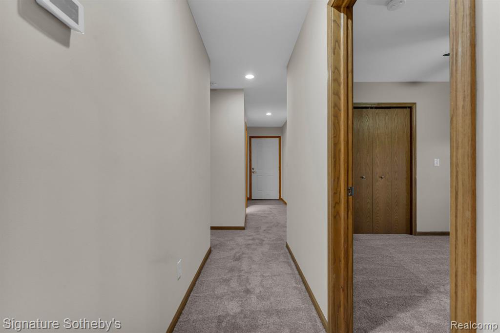 9019 HILLVIEW Lane, Jackson, MI 49201 — Photo 23