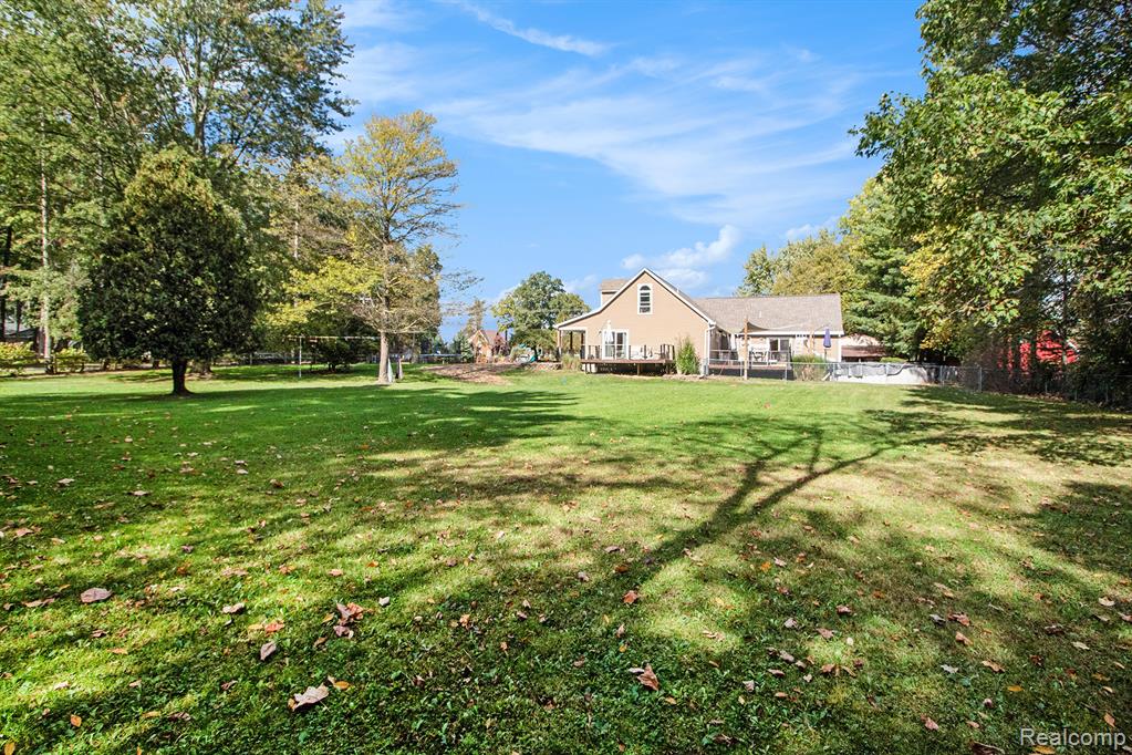 13335 Bunton Road, Willis, MI 48191 — Photo 33