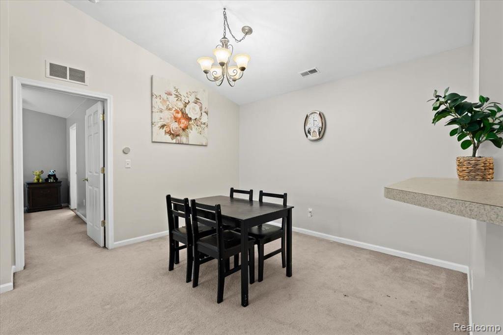 2209 SARATOGA Boulevard, Walled Lake, MI 48390 — Photo 7