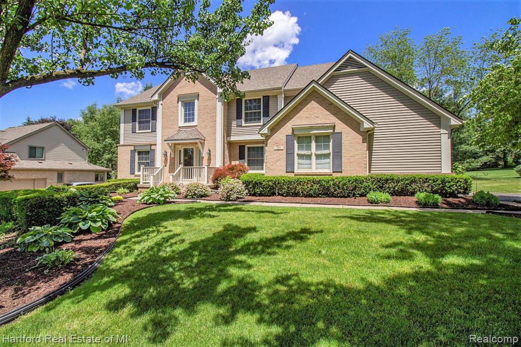 929 Winding Way, Milford, MI 48381 — Photo 2