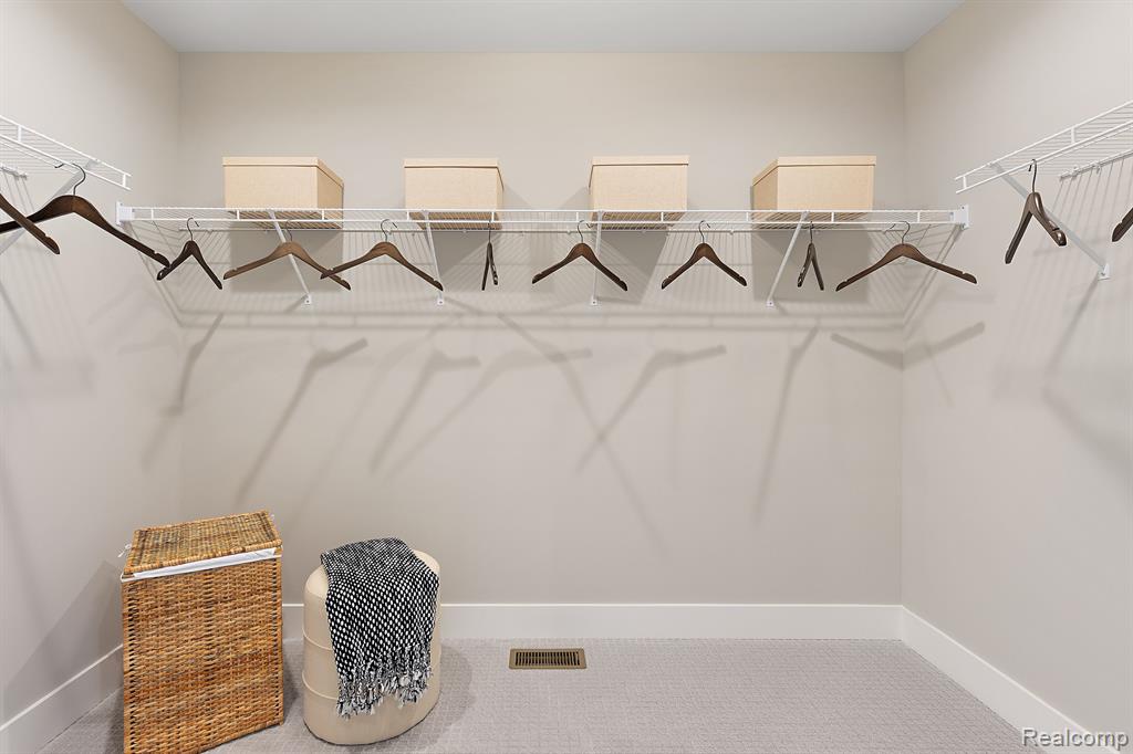 000 Knights Bridge Road, Addison, MI, 48367