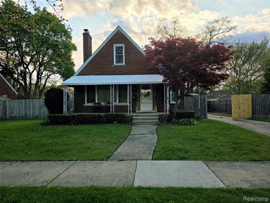 21259 Cyman Avenue, Warren, MI 48091