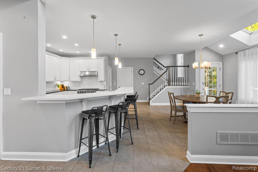 15892 CRYSTAL DOWNS E, Northville, MI 48168 — Photo 18