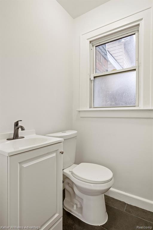 2427 Highland Street, Detroit, MI 48206 — Photo 16