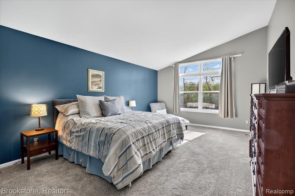 4954 Spring Meadow Dr, Clarkston, MI 48348 — Photo 16