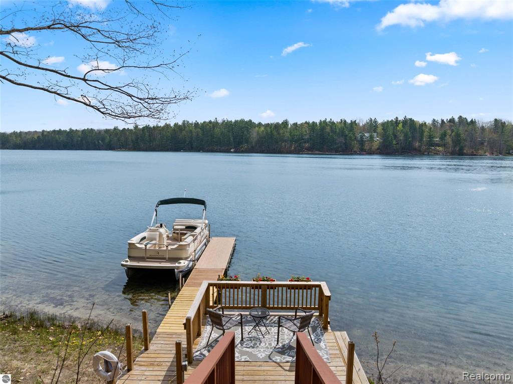 8768 Sunset Trail NE, Mancelona, MI 49659 — Photo 7