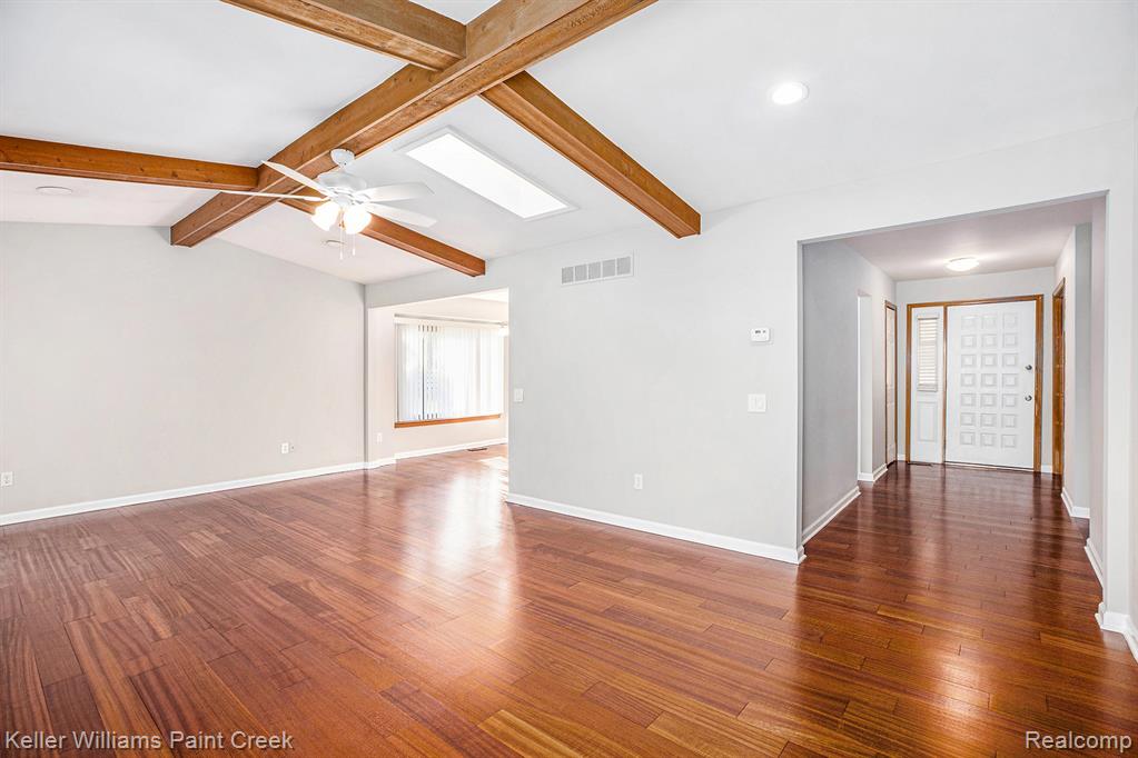 5055 Scarsdale Drive, Sterling Heights, MI 48310 — Photo 6