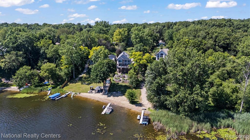5619 Lakeview Boulevard, Goodrich Vlg, MI — Photo 52