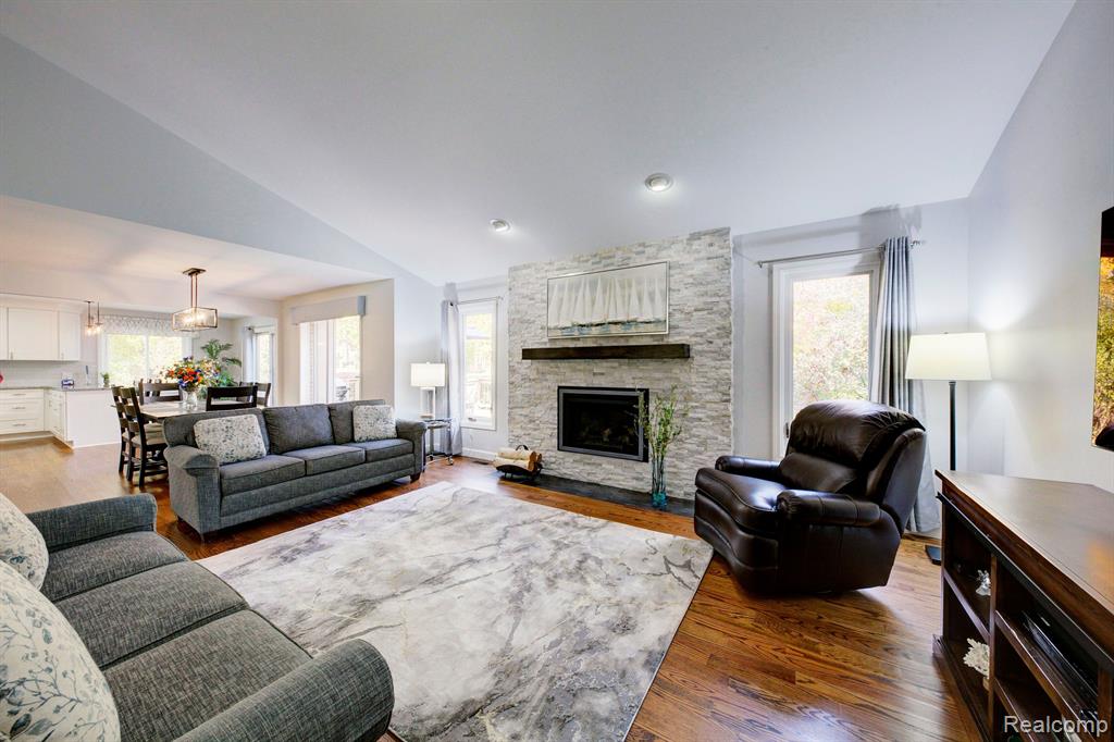 46821 ELMSMERE Drive, Northville, MI 48167 — Photo 6