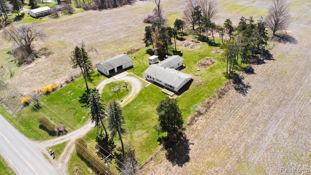 10610 N ADRIAN, Tecumseh, MI 49286 — Photo 16