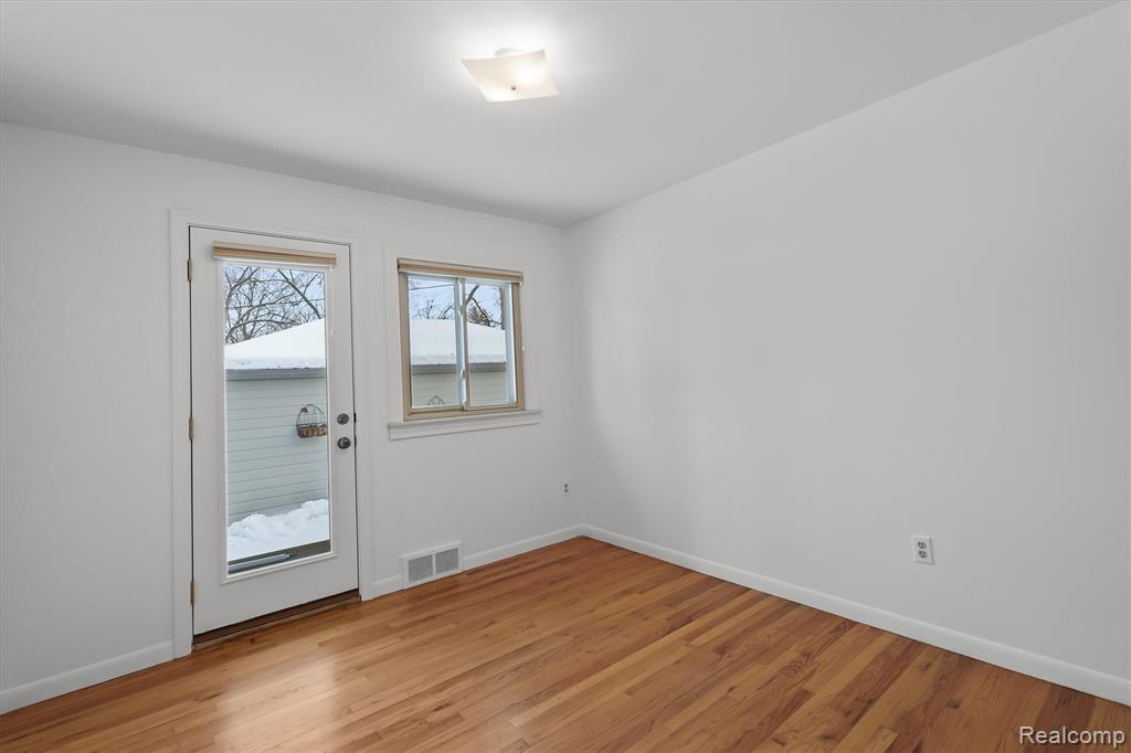 42583 Five Mile Road, Plymouth, MI 48170 — Photo 15