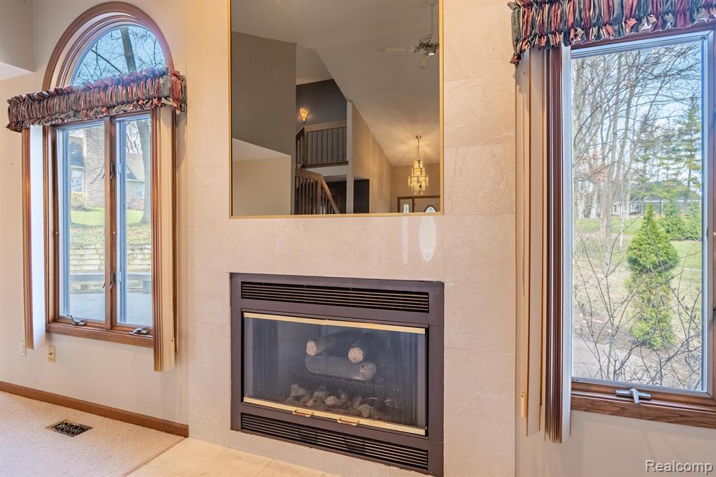 4435 OAK POINTE Drive, Brighton, MI 48116 — Photo 15