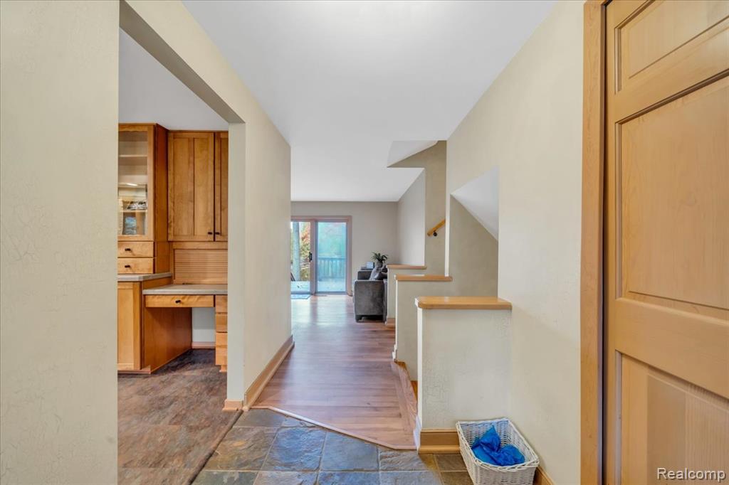 75 Ridgemont Road, Oxford, MI 48370 — Photo 12
