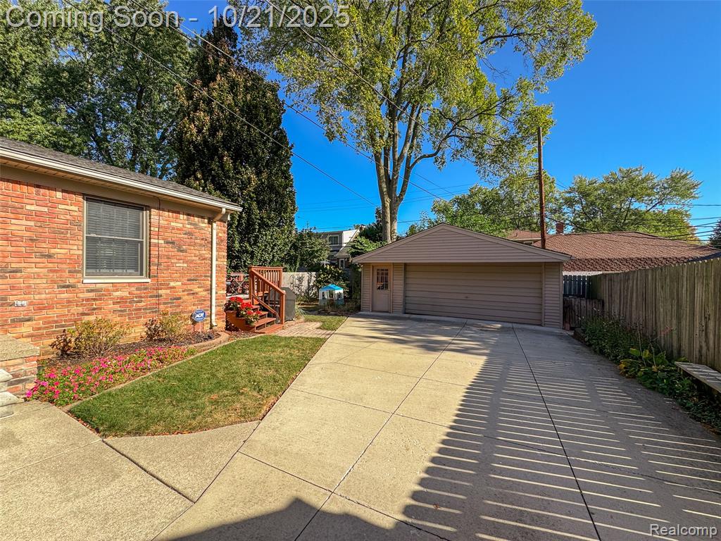 4110 Arlington Drive, Royal Oak, MI 48073 — Photo 6