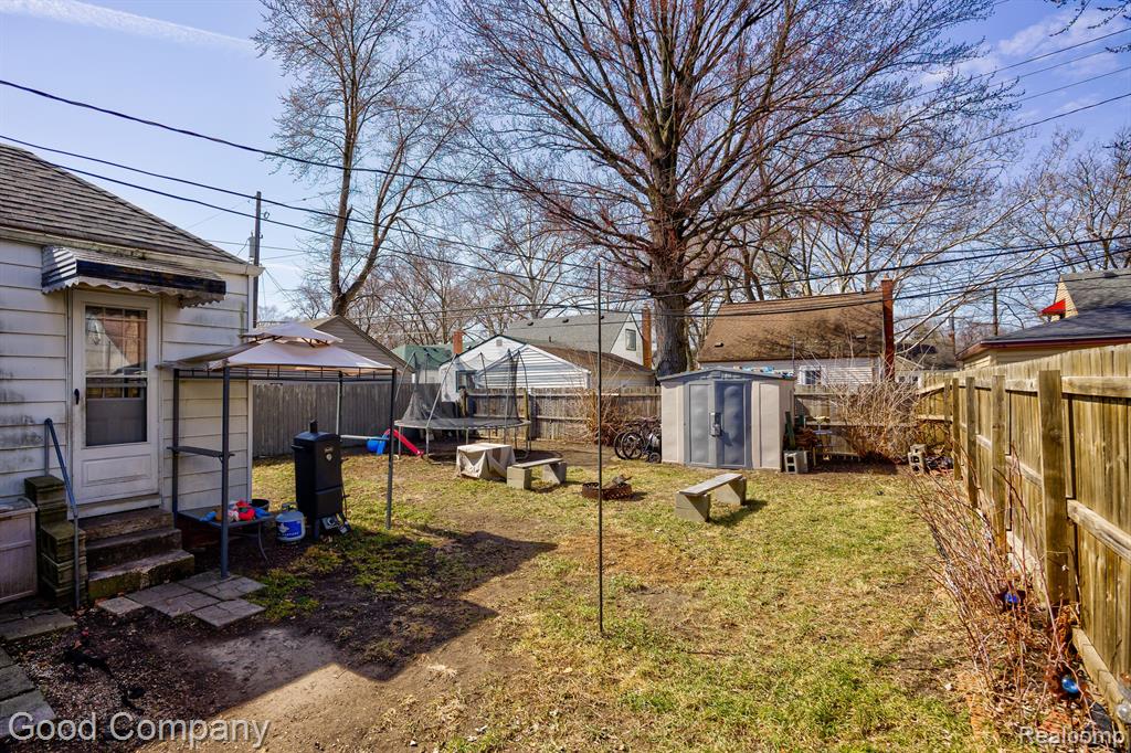657 ALLEN Street, Ferndale, MI 48220 — Photo 25