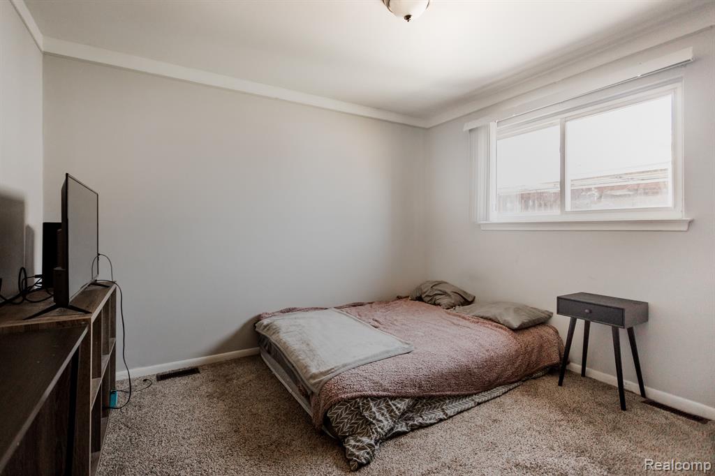 1629 E DULONG Avenue N, Madison Heights, MI 48071 — Photo 28