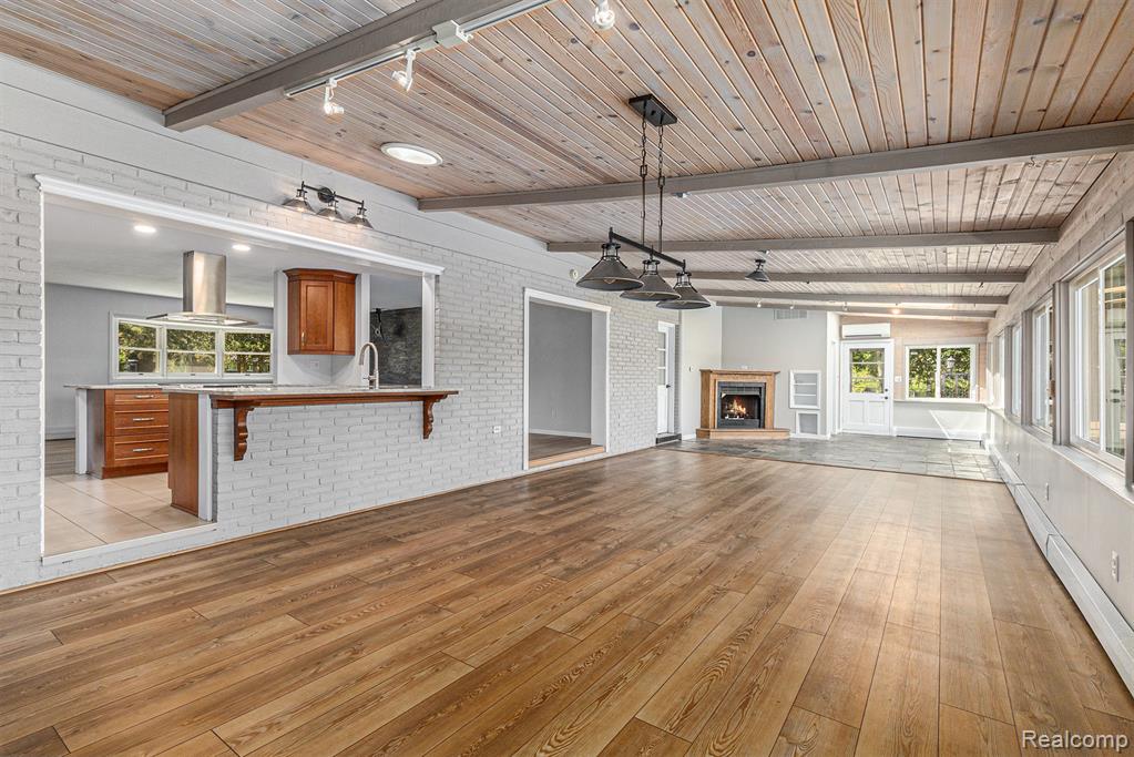 2145 Helmsford Drive, Wolverine Lake, MI 48390 — Photo 19
