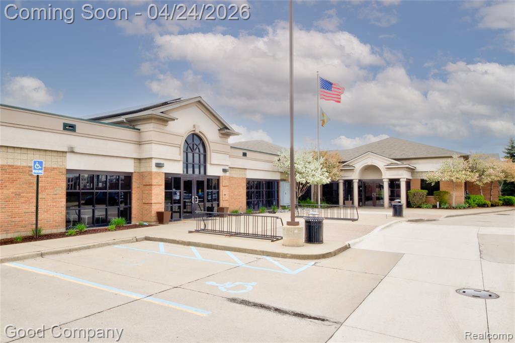 14 Kensington Boulevard, Pleasant Ridge, MI — Photo 52