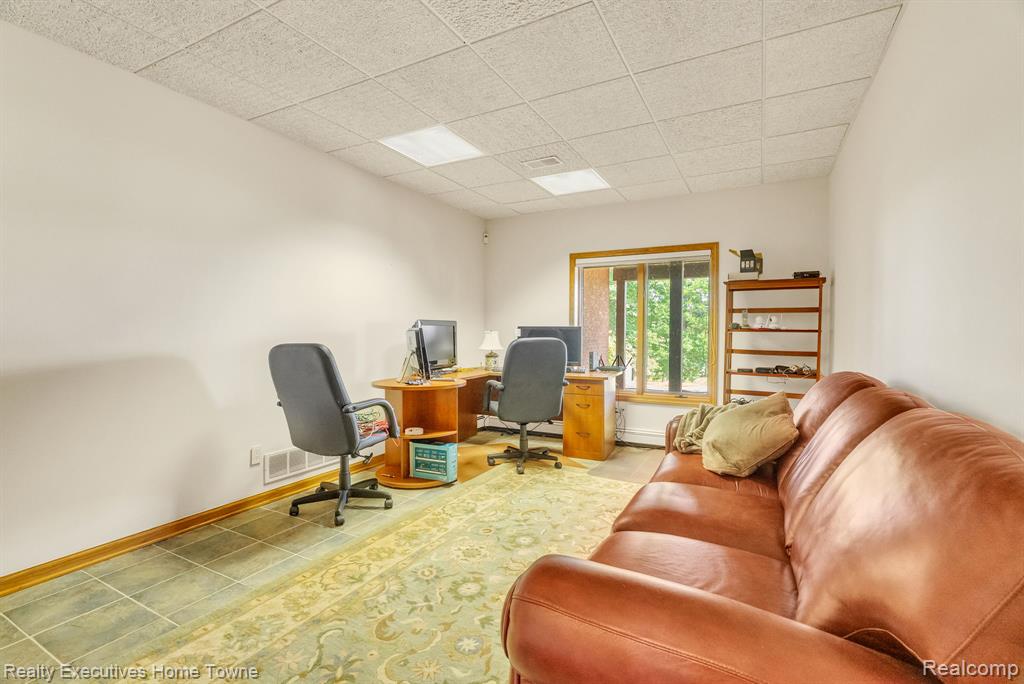 2620 Strawberry Lane, Port Huron, MI 48060 — Photo 56
