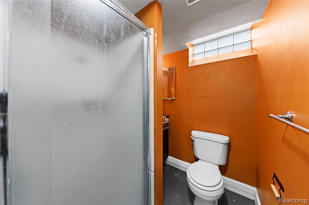4692 McKinley Street, Dearborn Heights, MI 48125 — Photo 19