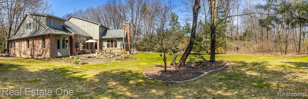 9316 LAKEBLUFF Drive, Clarkston, MI 48348 — Photo 61