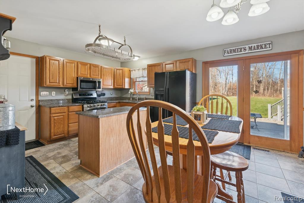 7010 Oakville Waltz Road, Sumpter, MI 48117 — Photo 12