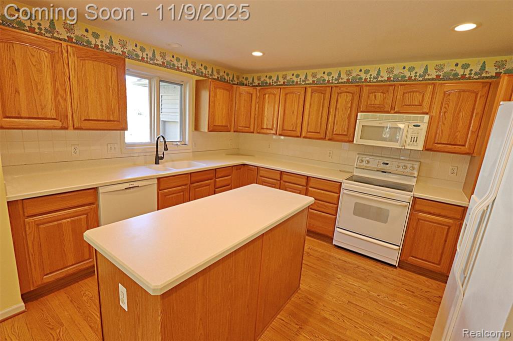 5391 Bridge Trail W, Commerce Twp, MI 48382 — Photo 6
