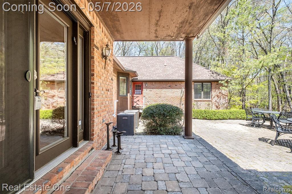 785 Old Milford Farms, Milford, MI 48381 — Photo 58