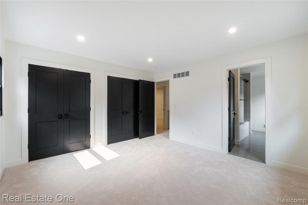 5584 N Adams Way, Bloomfield Hills, MI 48302 — Photo 40