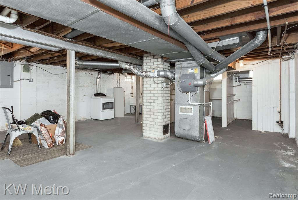 706 N REMBRANDT Avenue, Royal Oak, MI 48067 — Photo 28
