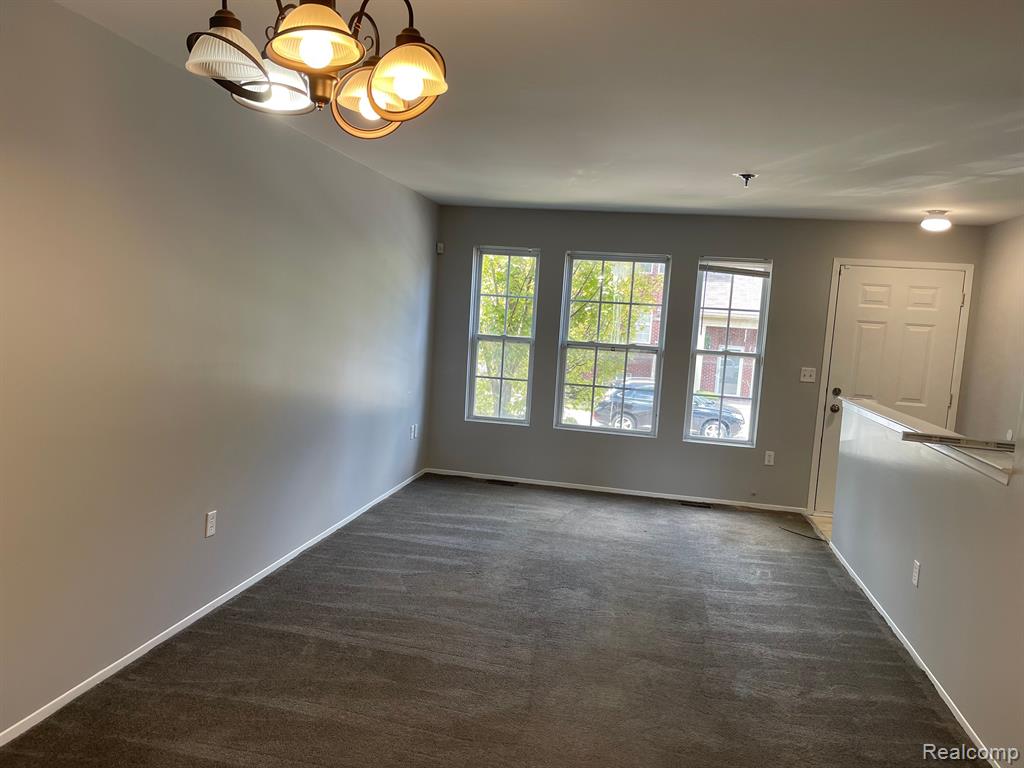 23380 GRAYSON Drive, Southfield, MI 48075 — Photo 6