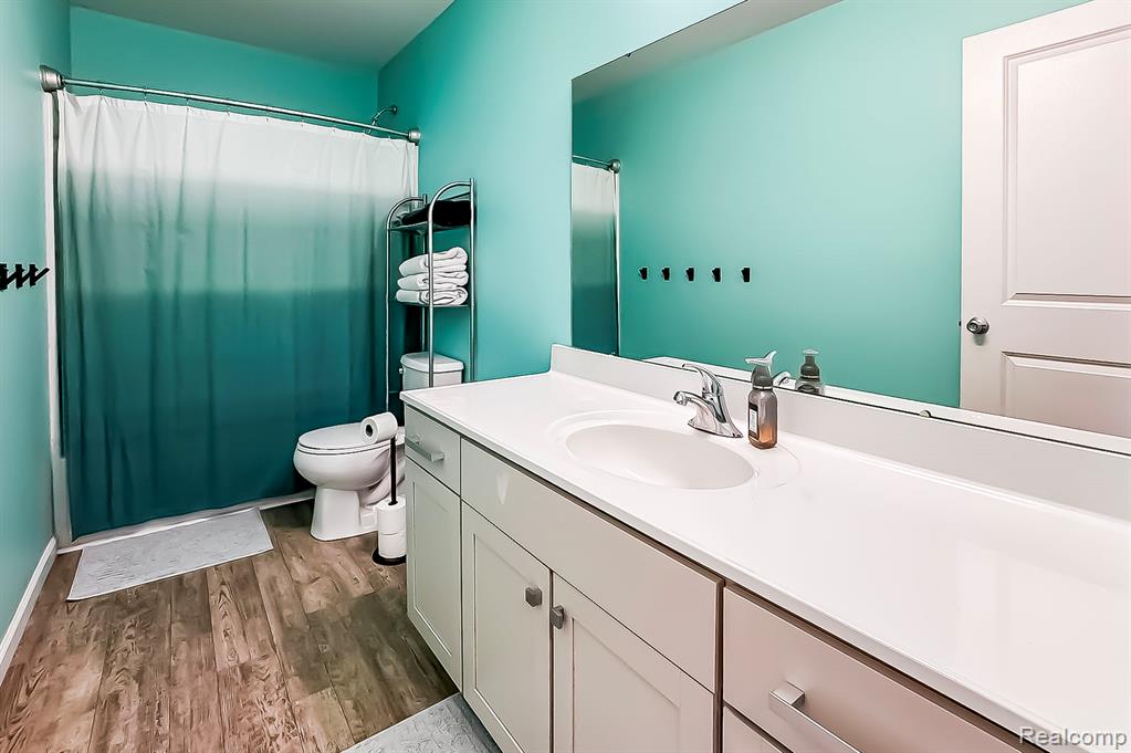 3560 Amber Oaks Drive, Howell, MI 48855 — Photo 11