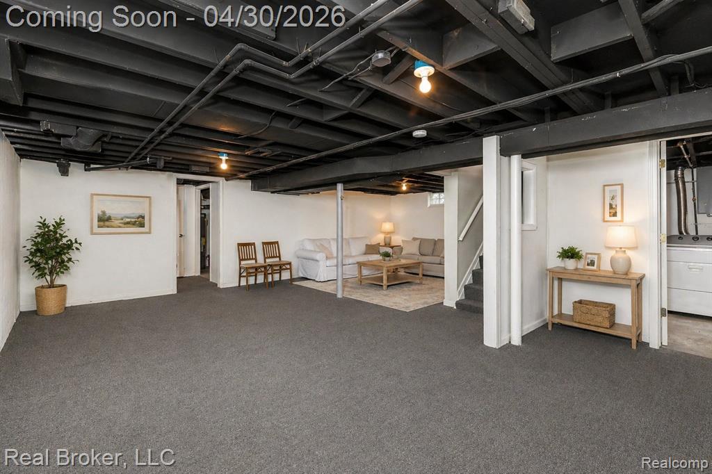 8410 Northfield Boulevard, Oak Park, MI 48237 — Photo 20
