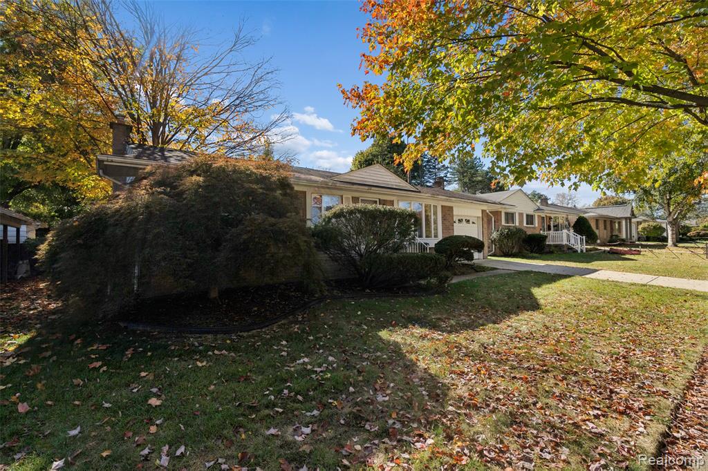 536 Rewold Drive, Rochester, MI 48307 — Photo 4