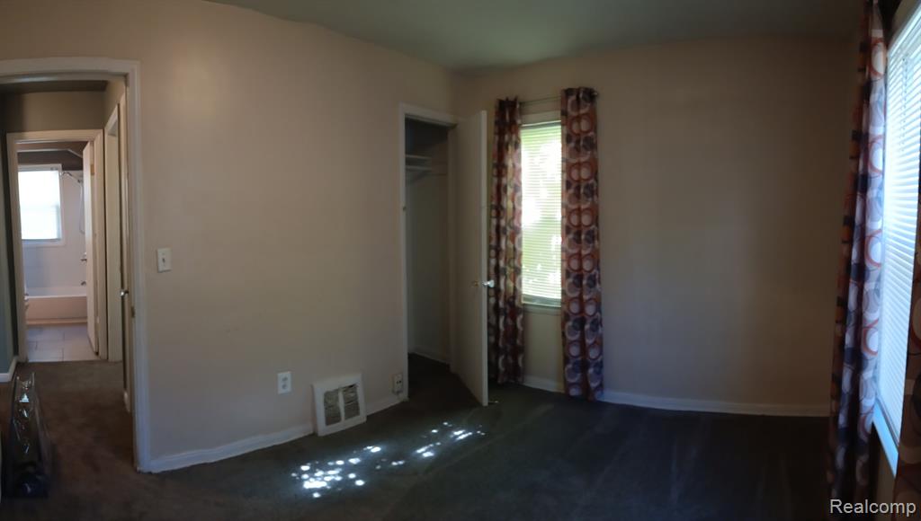 9250 PLAINVIEW, Detroit, MI 48228 — Photo 17