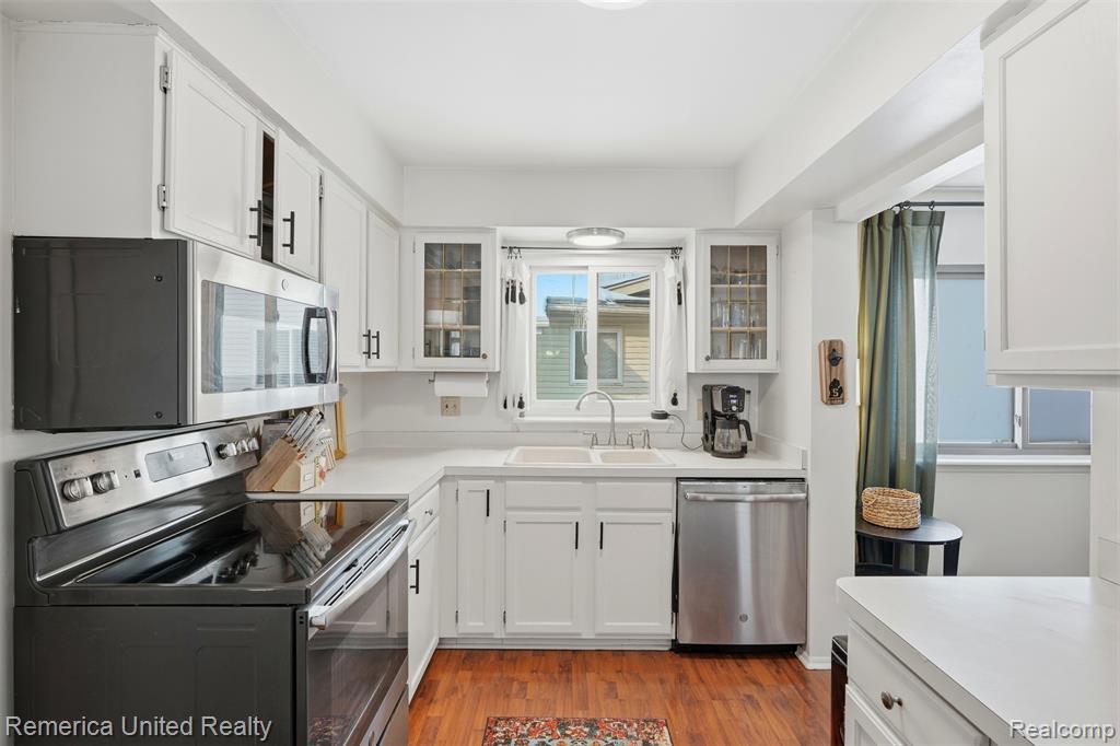 968 Touraine Avenue, East Lansing, MI 48823 — Photo 14