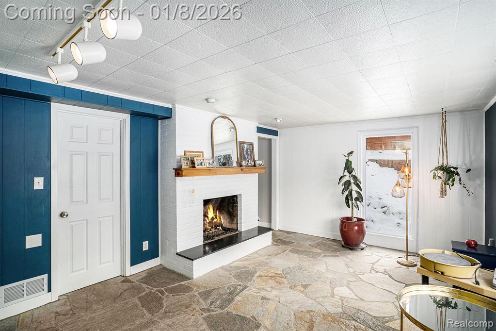 5995 Paramus, Clarkston, MI — Photo 20