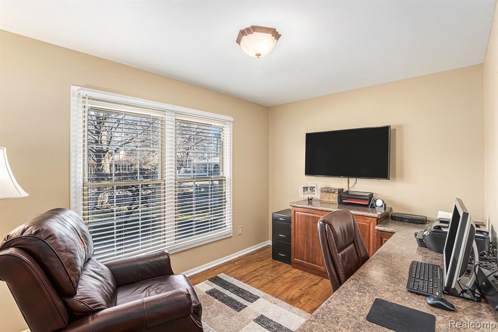 47212 Strahan Court, Shelby Twp, MI 48315 — Photo 16