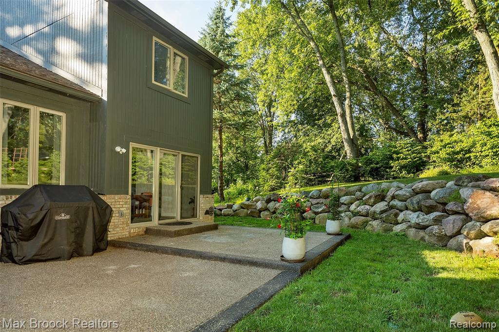 3685 Sunset Boulevard, Orchard Lake Village, MI 48324 — Photo 46