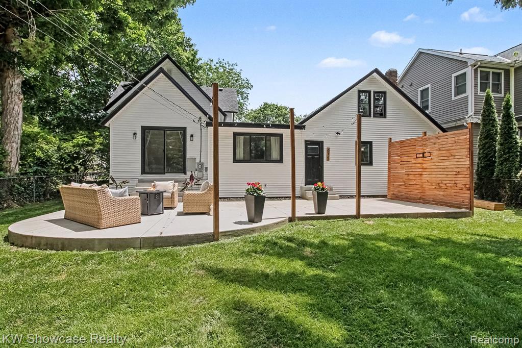 615 Hickory Street, Milford, MI 48381 — Photo 34