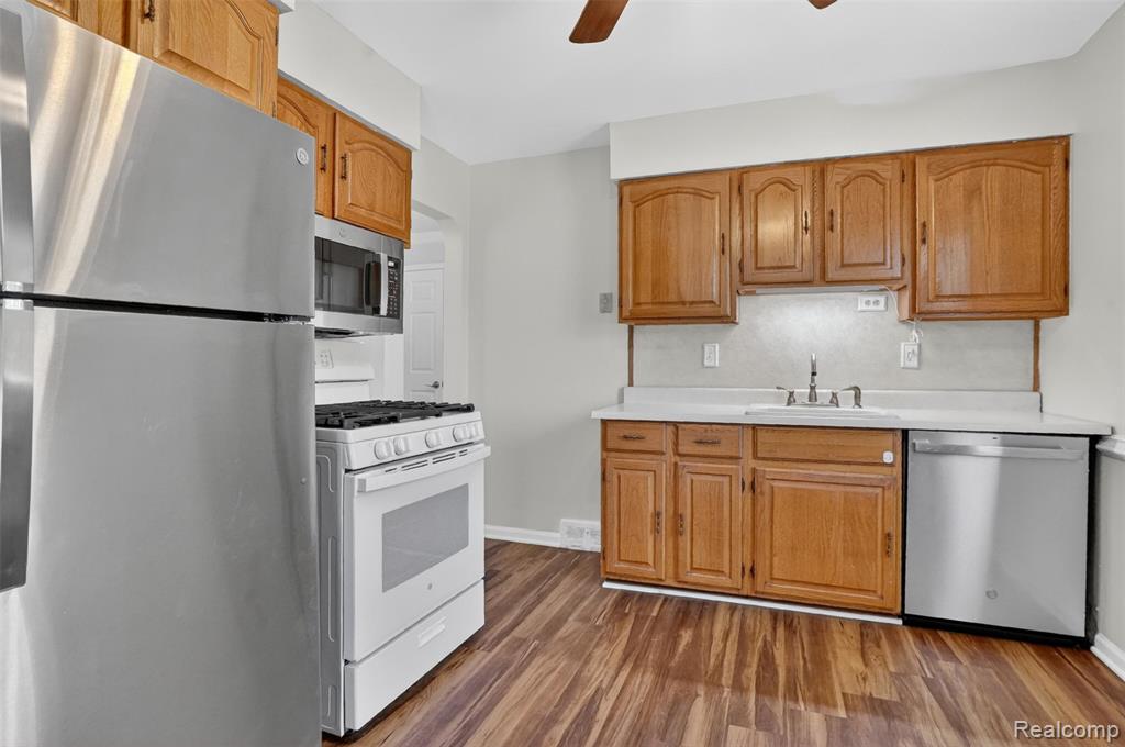 9709 Park Avenue, Allen Park, MI 48101 — Photo 6